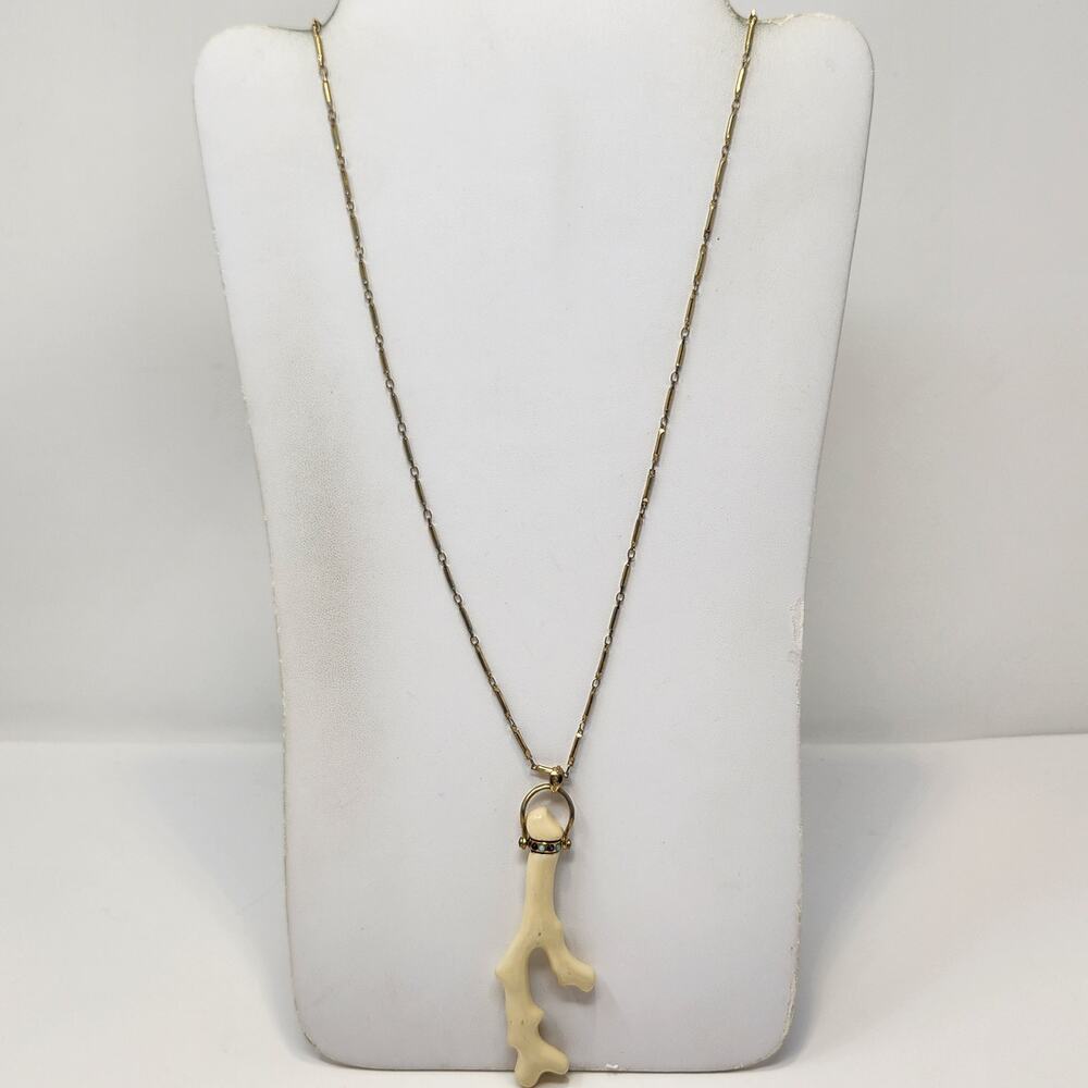 Stella and Dot Cameron White Enamel Coral Pendant Long Chain Necklace Gold Tone